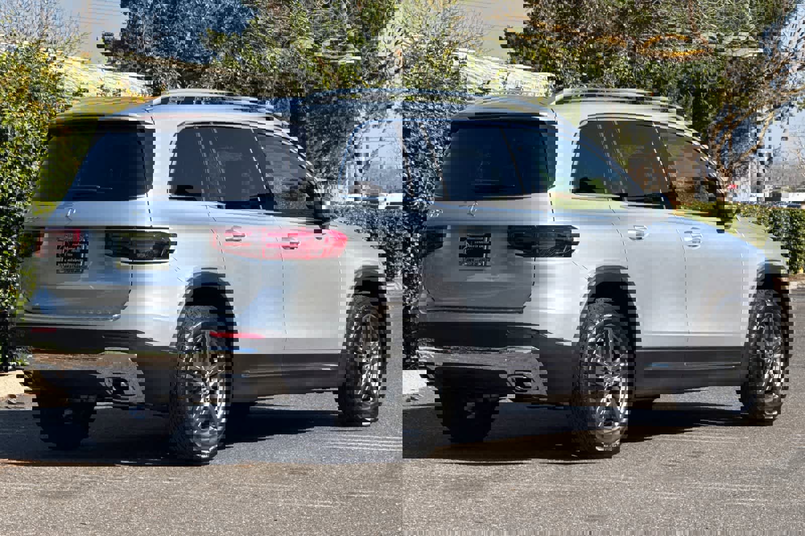 New 2026 Mercedes-Benz GLB 250 image 3