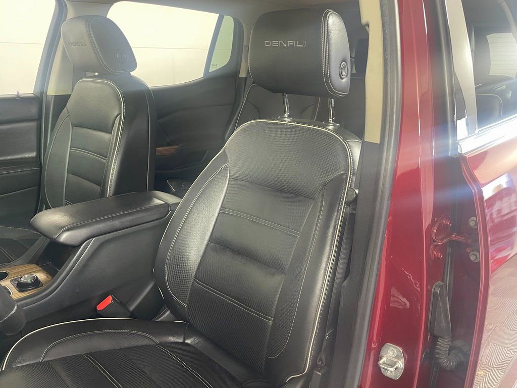 Used 2017 GMC Acadia Denali w/ Technology Package image 23