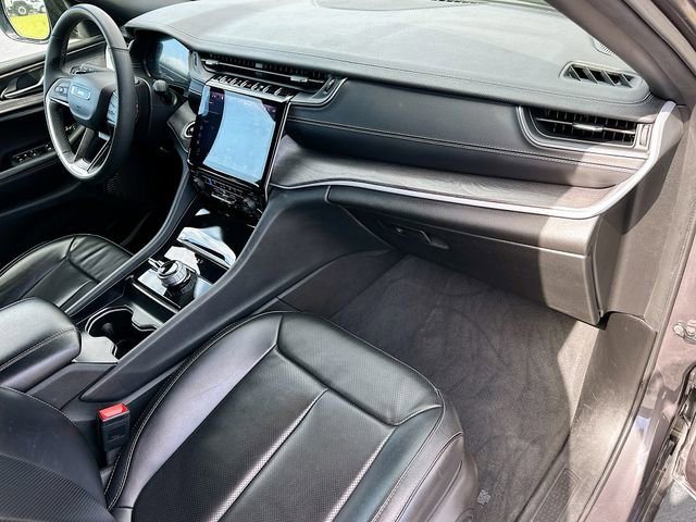 Used 2024 Jeep Grand Cherokee L Limited w/ Luxury Tech Group II image 31