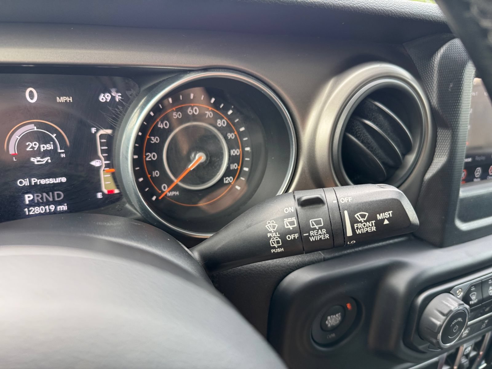 Used 2020 Jeep Wrangler Unlimited Sport S AWD/4WD image 19