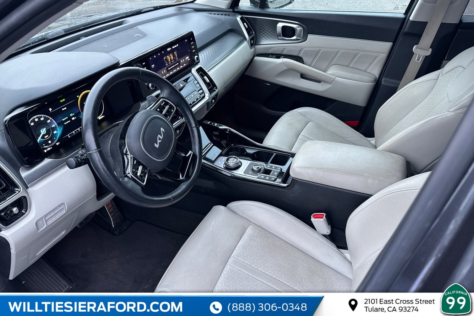 Used 2022 Kia Sorento SX Prestige w/ Panoramic Sunroof Package image 7