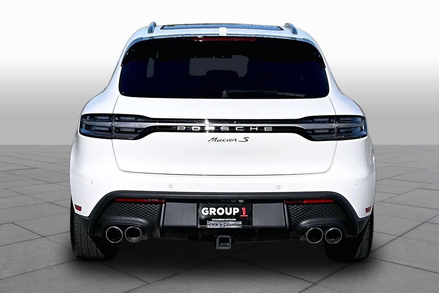 Used 2023 Porsche Macan S AWD/4WD image 4