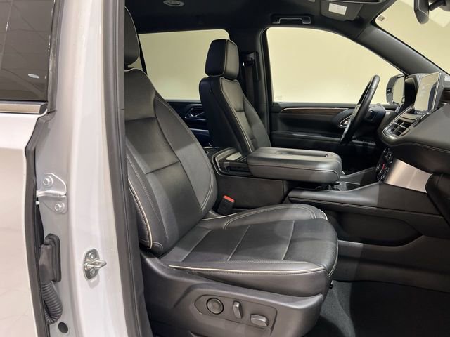 Used 2023 Chevrolet Suburban Premier image 26