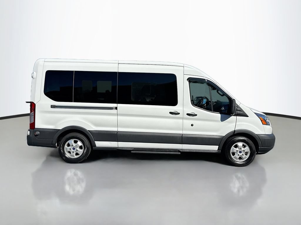 Used 2017 Ford Transit 350 XLT RWD image 5