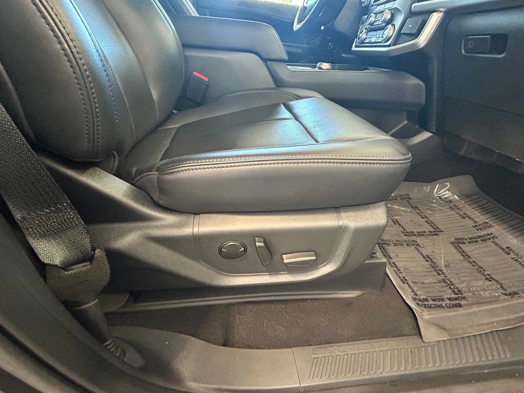 Certified 2024 Ford Expedition XLT RWD image 24