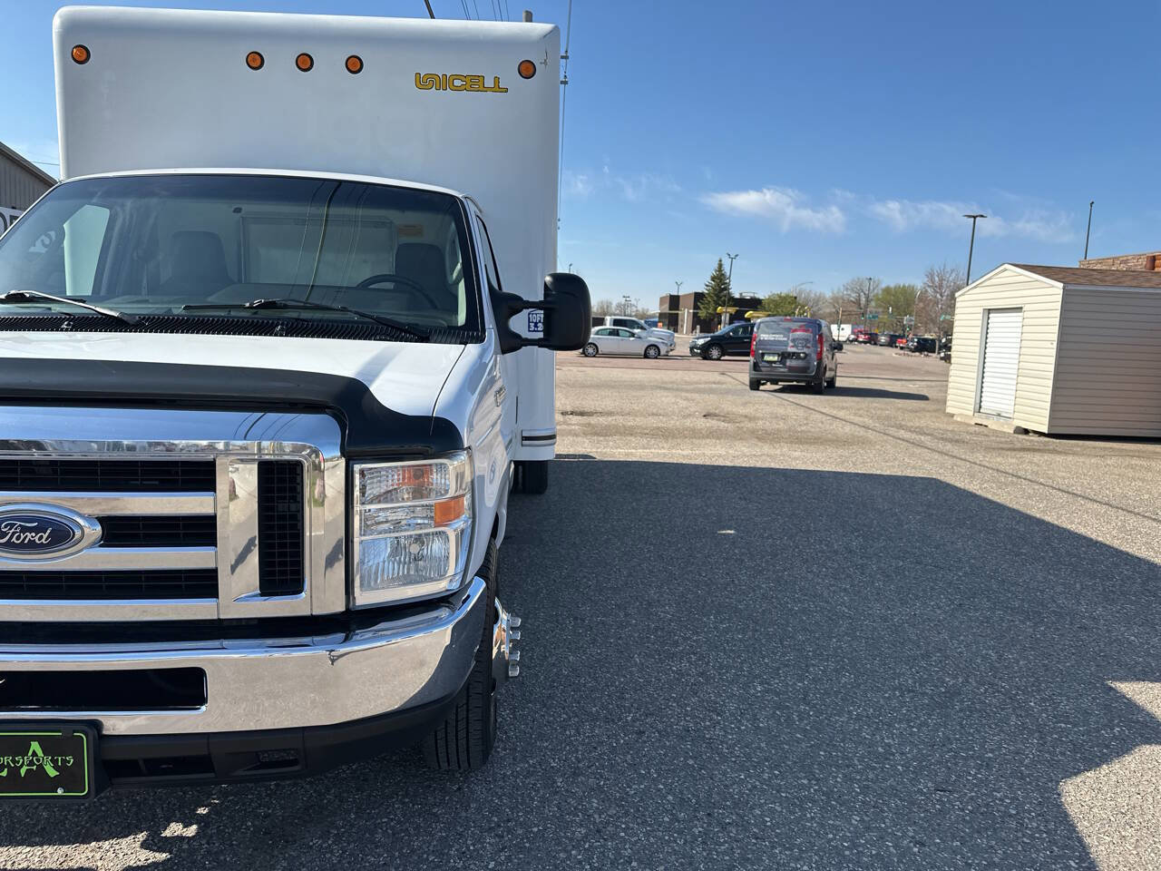 Used 2017 Ford E-350 and Econoline 350 Super Duty w/ Exterior Upgrade Package image 16