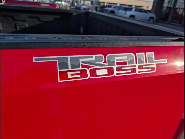 Used 2024 Chevrolet Silverado 1500 LT Trail Boss w/ Protection Package image 18