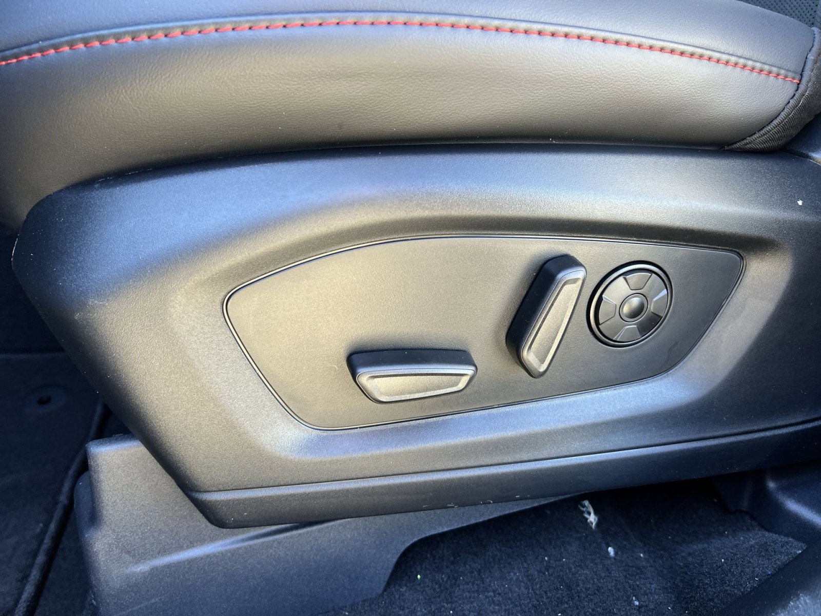 New 2026 Ford Explorer ST w/ Sun And Sound Package image 14