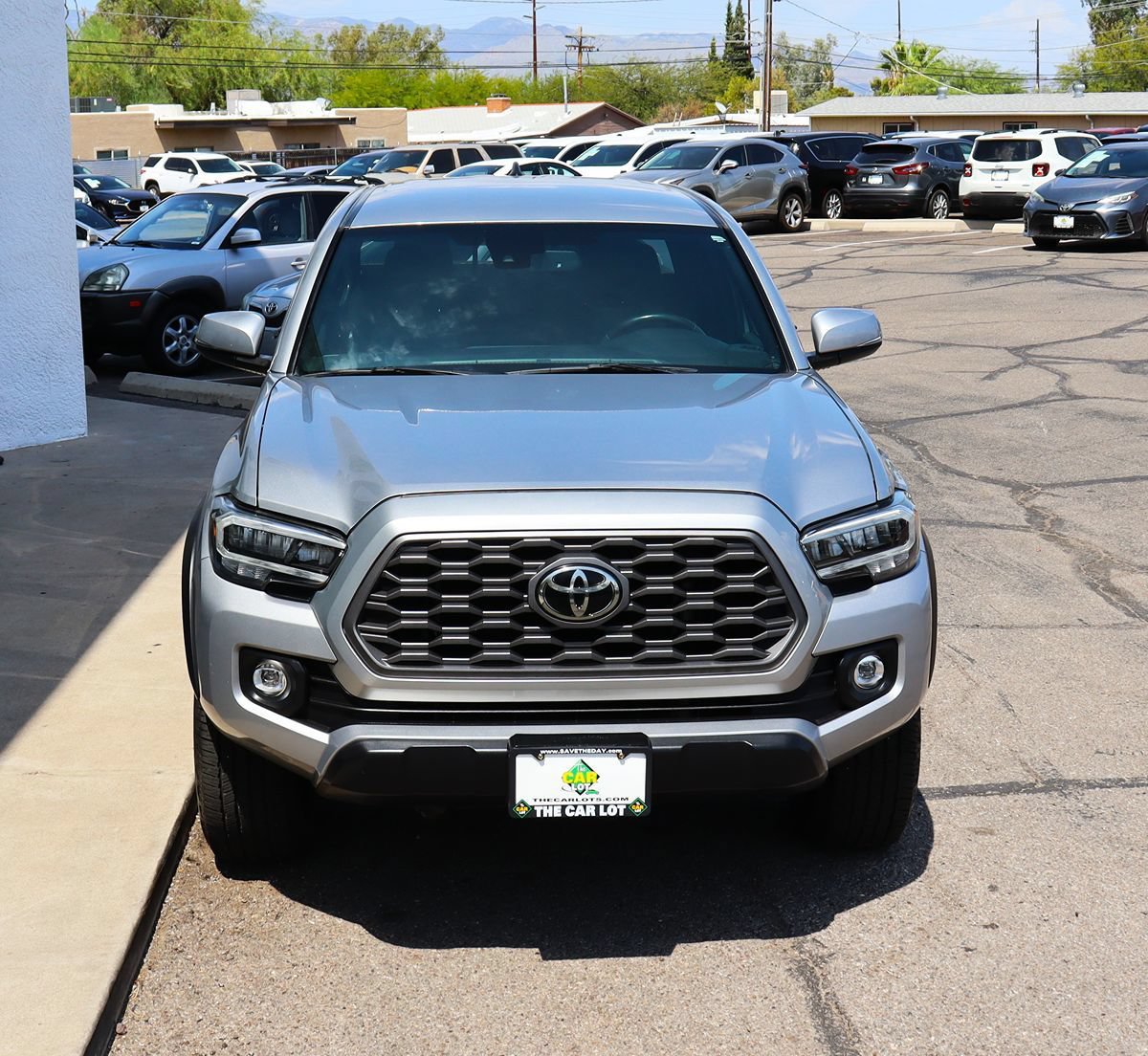 Used 2021 Toyota Tacoma TRD Off-Road w/ Technology Package AWD/4WD image 15