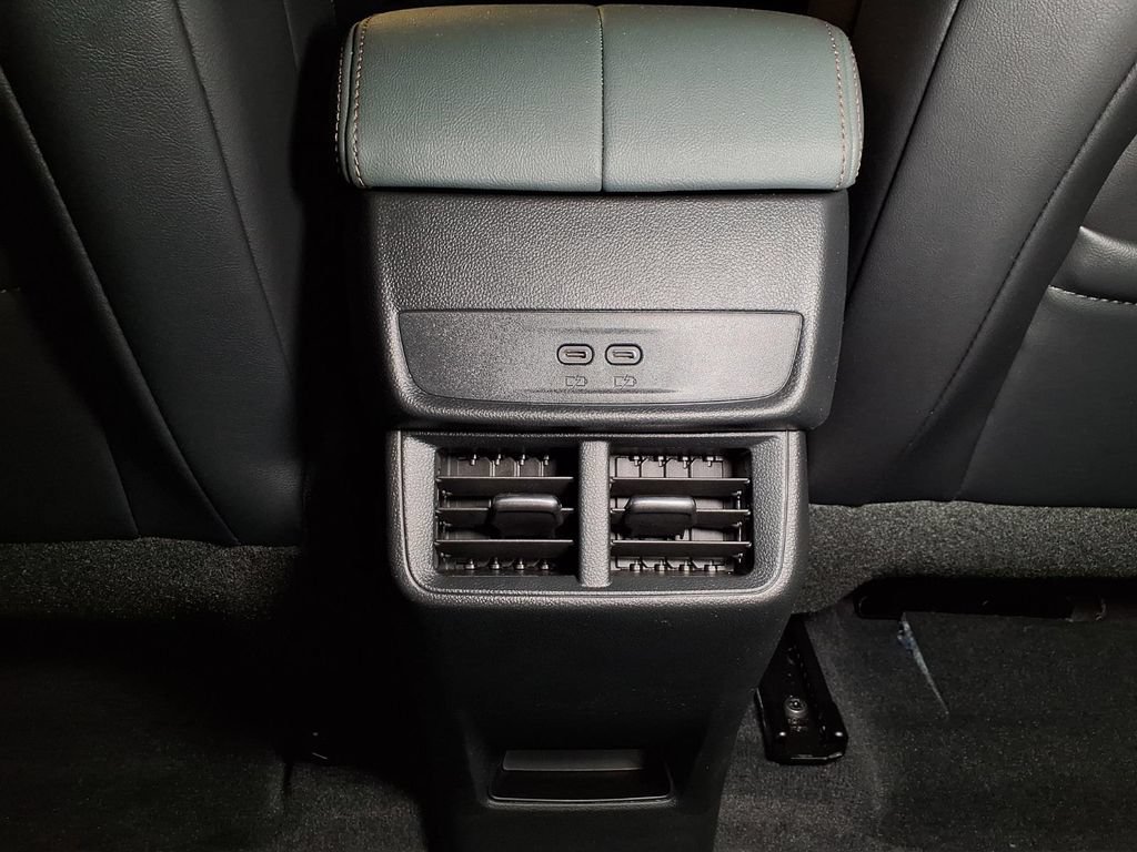 New 2026 GMC Terrain AT4 AWD/4WD image 13