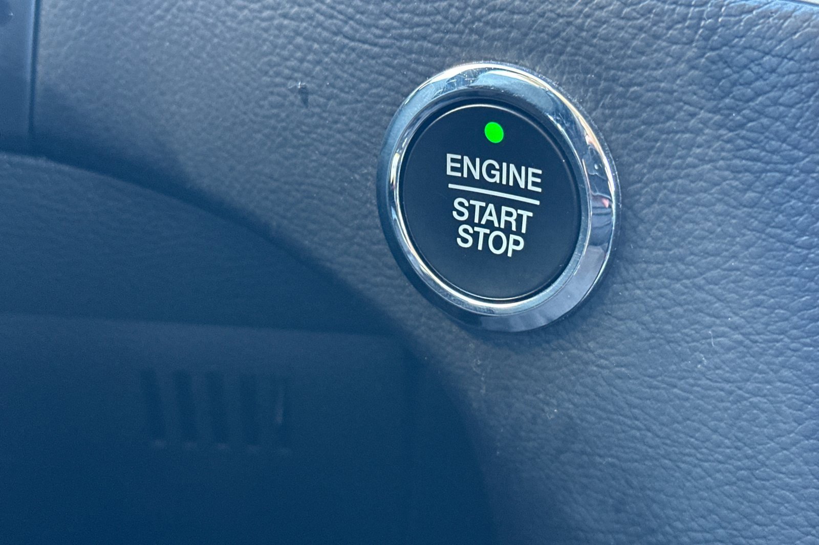 Used 2024 Ford Edge SEL w/ Convenience Package image 21