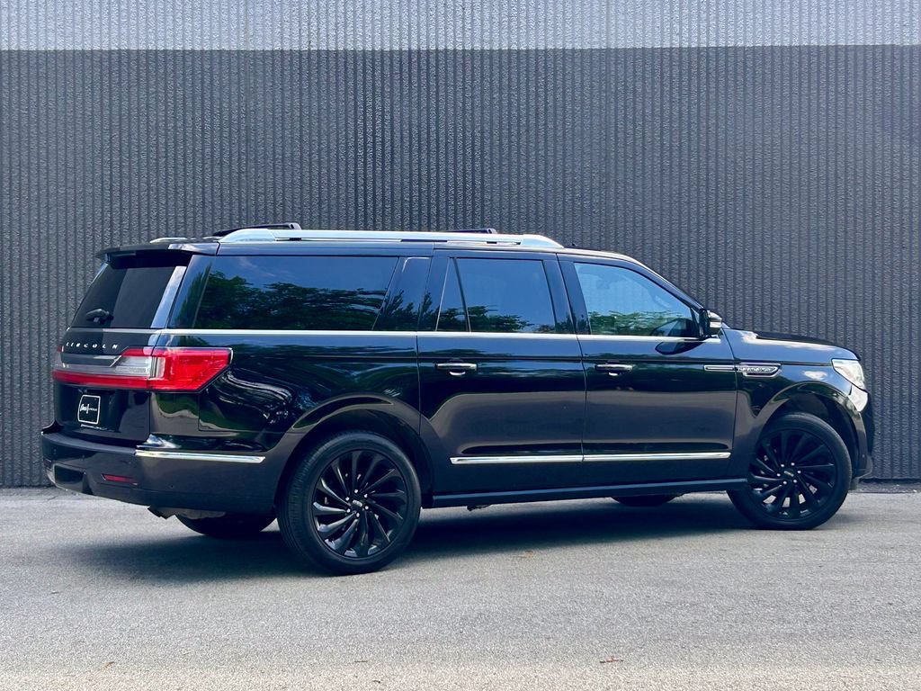 Used 2021 Lincoln Navigator L Reserve AWD/4WD image 6