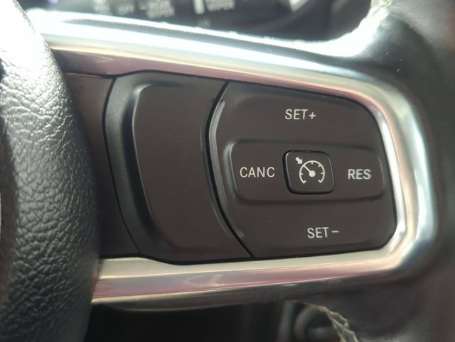 Used 2022 Jeep Wrangler Unlimited Sahara w/ Cold Weather Group AWD/4WD image 14
