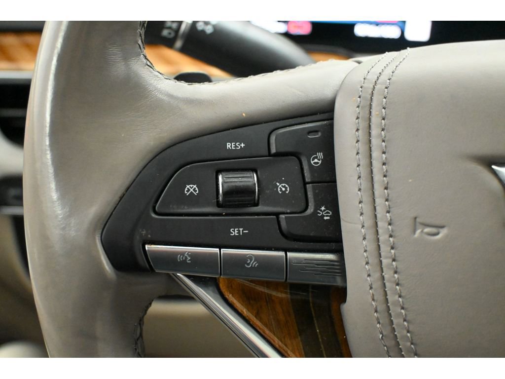 Used 2023 Cadillac Escalade Premium Luxury Platinum image 47