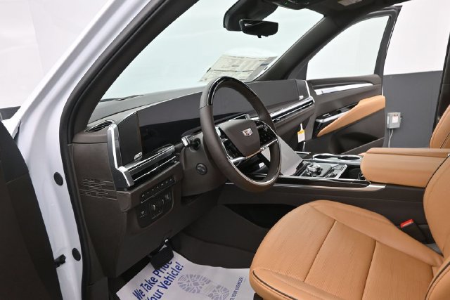 New 2026 Cadillac Escalade Luxury w/ Touring Package AWD/4WD image 19