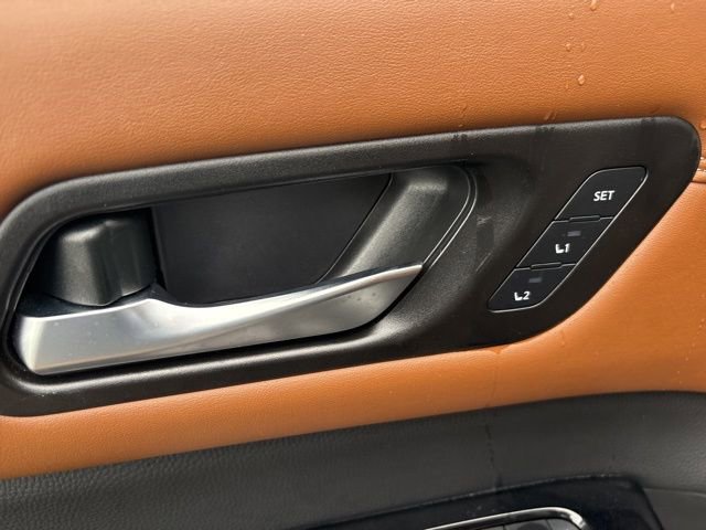 Used 2023 Nissan Pathfinder Platinum w/ Cargo Package image 21