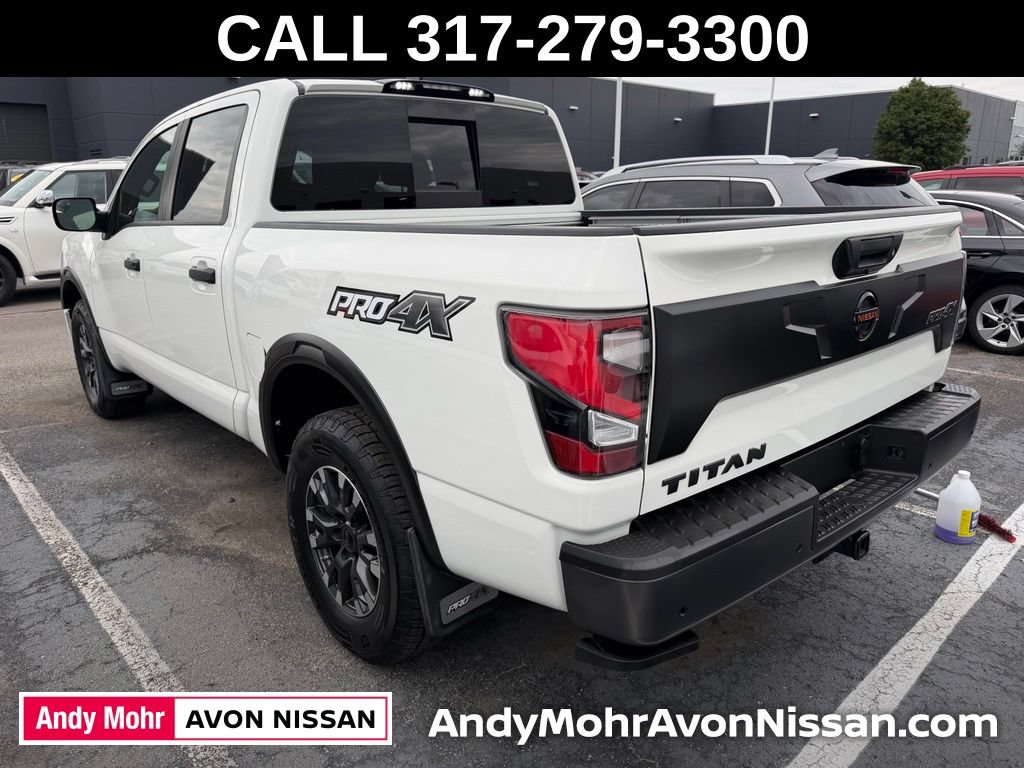 Used 2022 Nissan Titan PRO-4X w/ Pro-4x Convenience Package AWD/4WD image 4