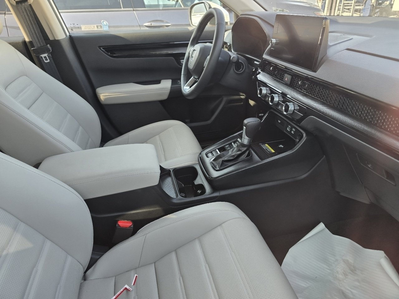 Used 2025 Honda CR-V EX-L image 12