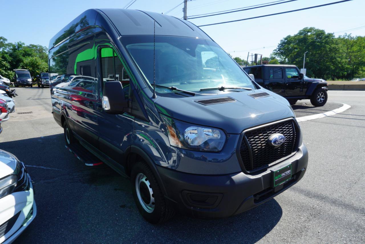 Used 2020 Ford Transit 250 148 High Roof Extended RWD image 4