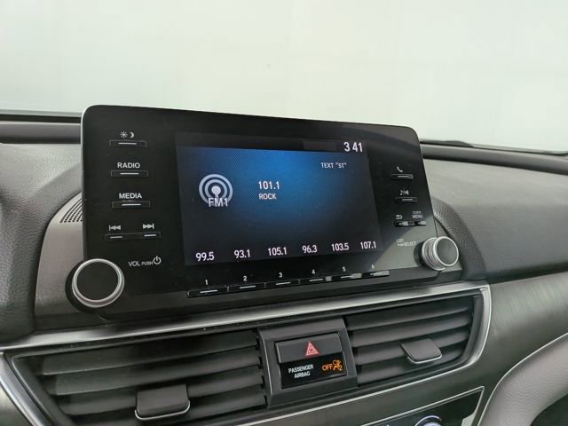 Used 2018 Honda Accord LX image 19