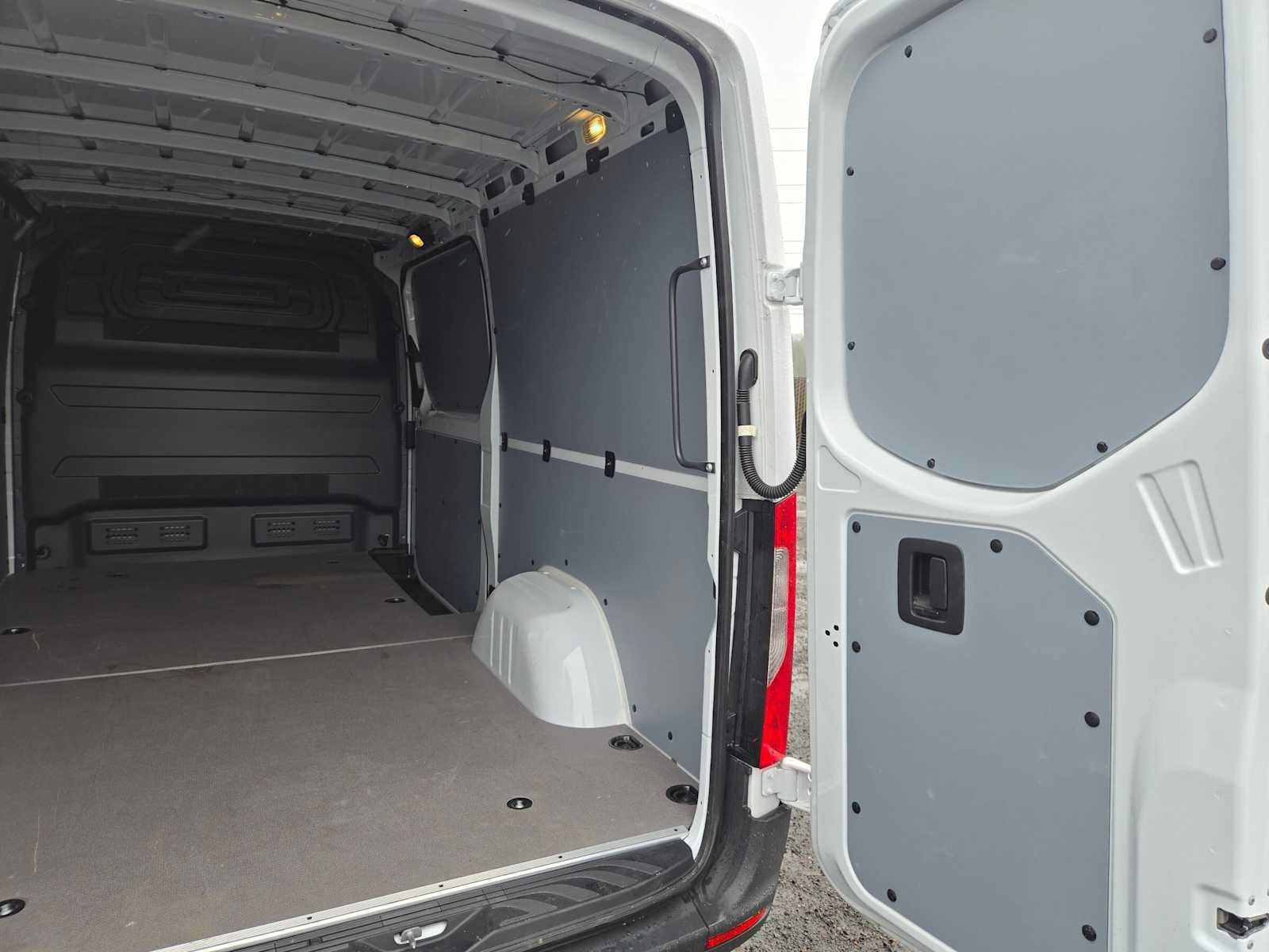 Used 2026 Mercedes-Benz Sprinter 2500 image 17