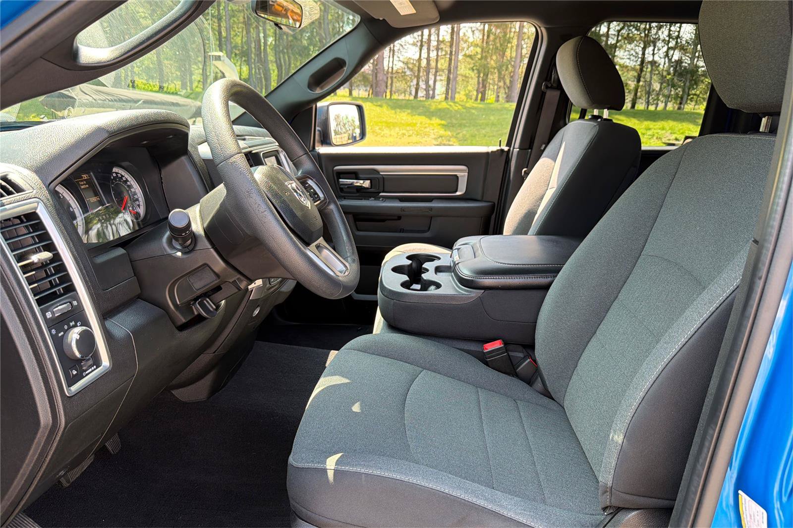 Used 2022 RAM 1500 Warlock AWD/4WD image 10