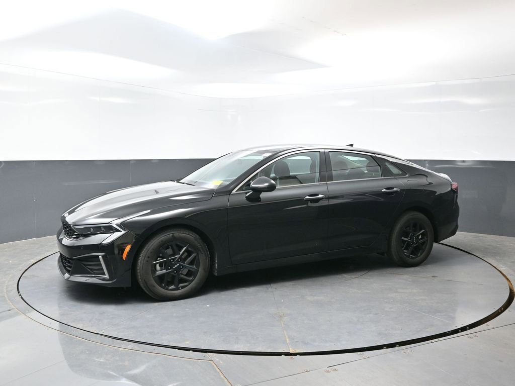 Used 2025 Kia K5 LXS FWD image 9