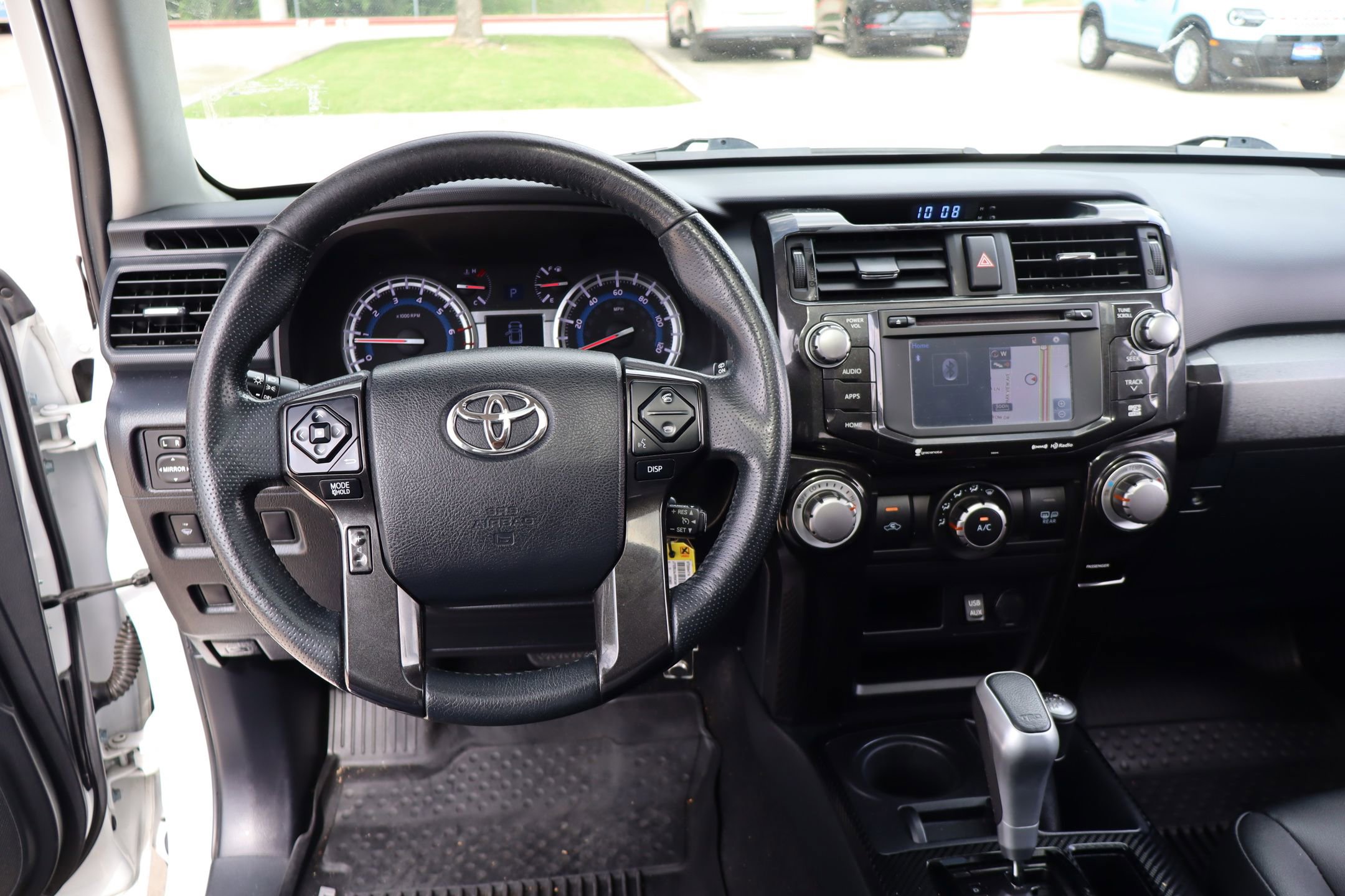 Used 2019 Toyota 4Runner TRD Off-Road Premium AWD/4WD image 18