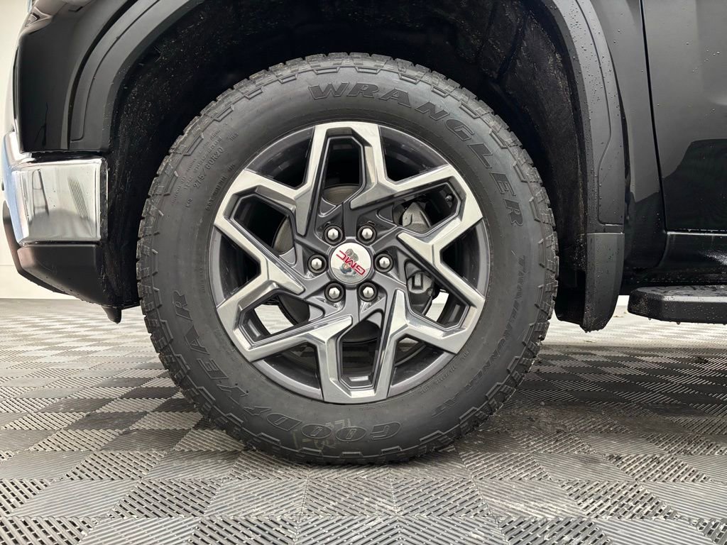 New 2026 GMC Sierra 1500 SLT w/ SLT Premium Plus Package image 14