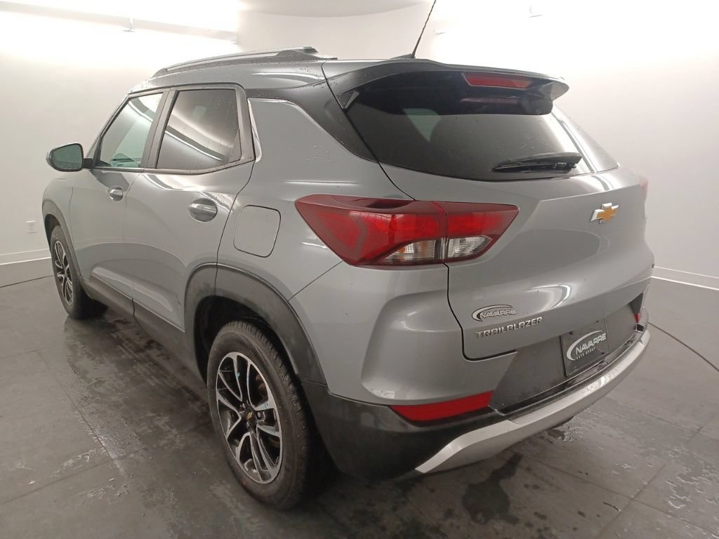Used 2025 Chevrolet TrailBlazer LT FWD image 5