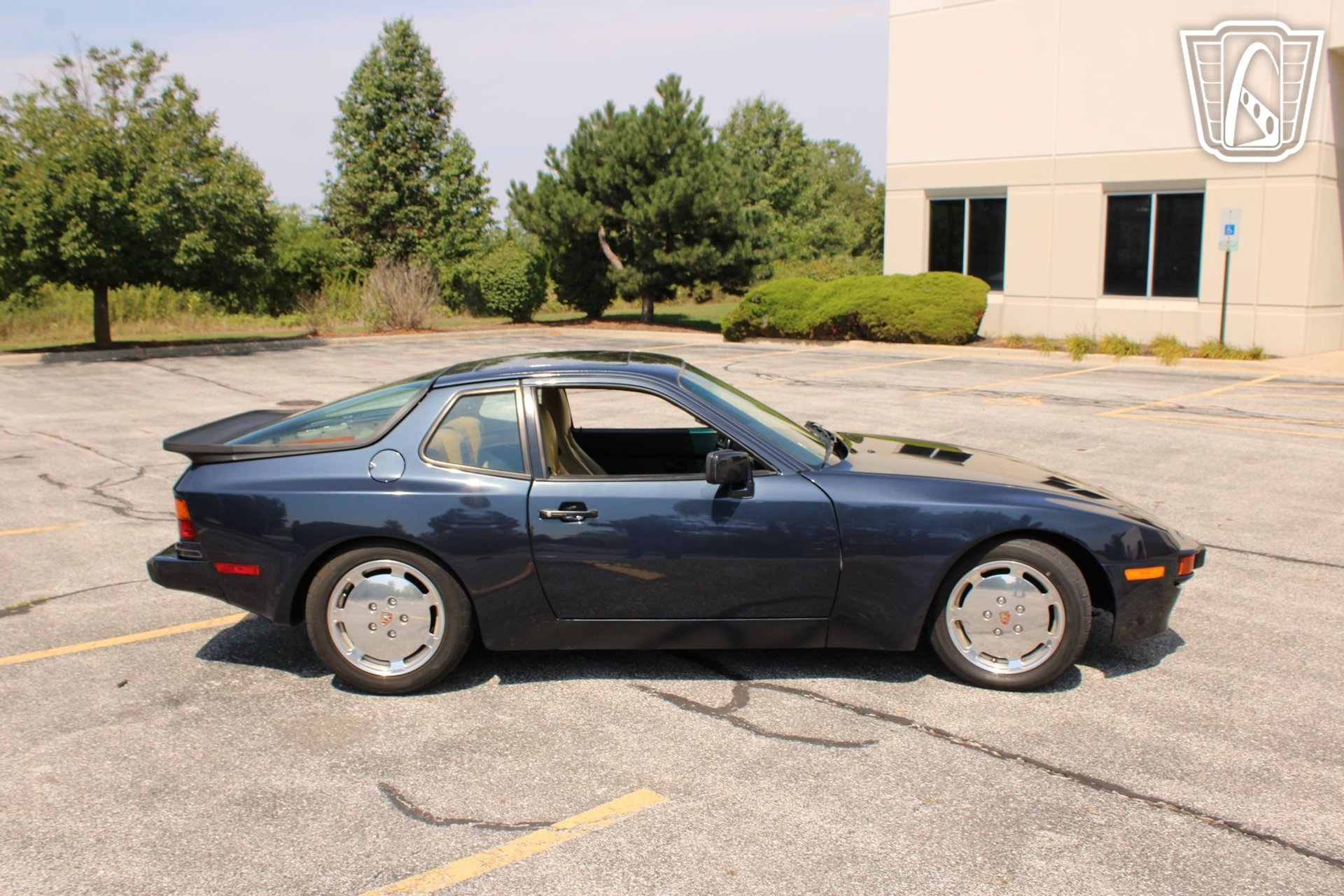 Used 1987 Porsche 944 S RWD image 37