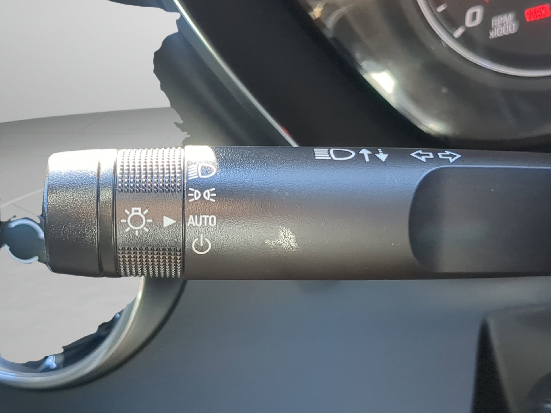 Used 2020 Chevrolet Camaro LS image 52