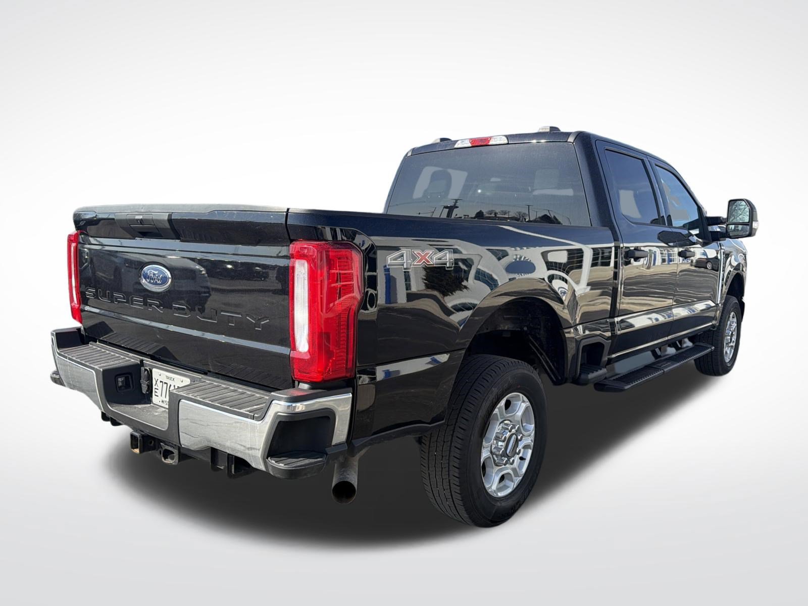 Certified 2025 Ford F250 XLT AWD/4WD image 16