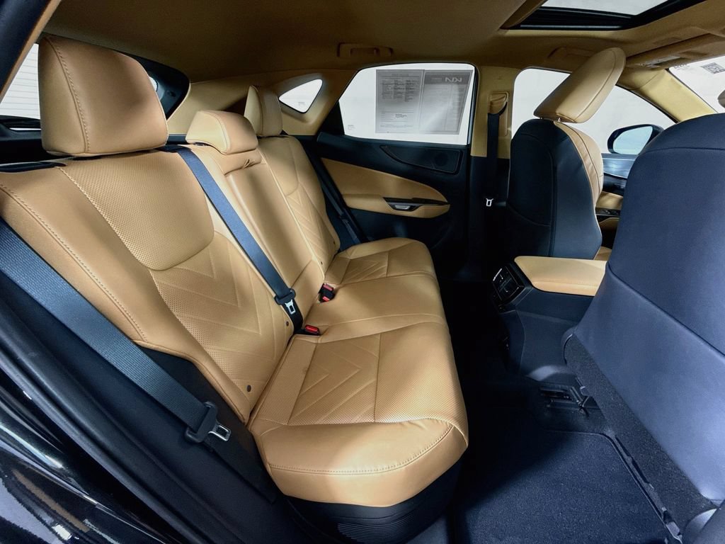 Used 2024 Lexus NX 350h AWD w/ Vision Package image 34