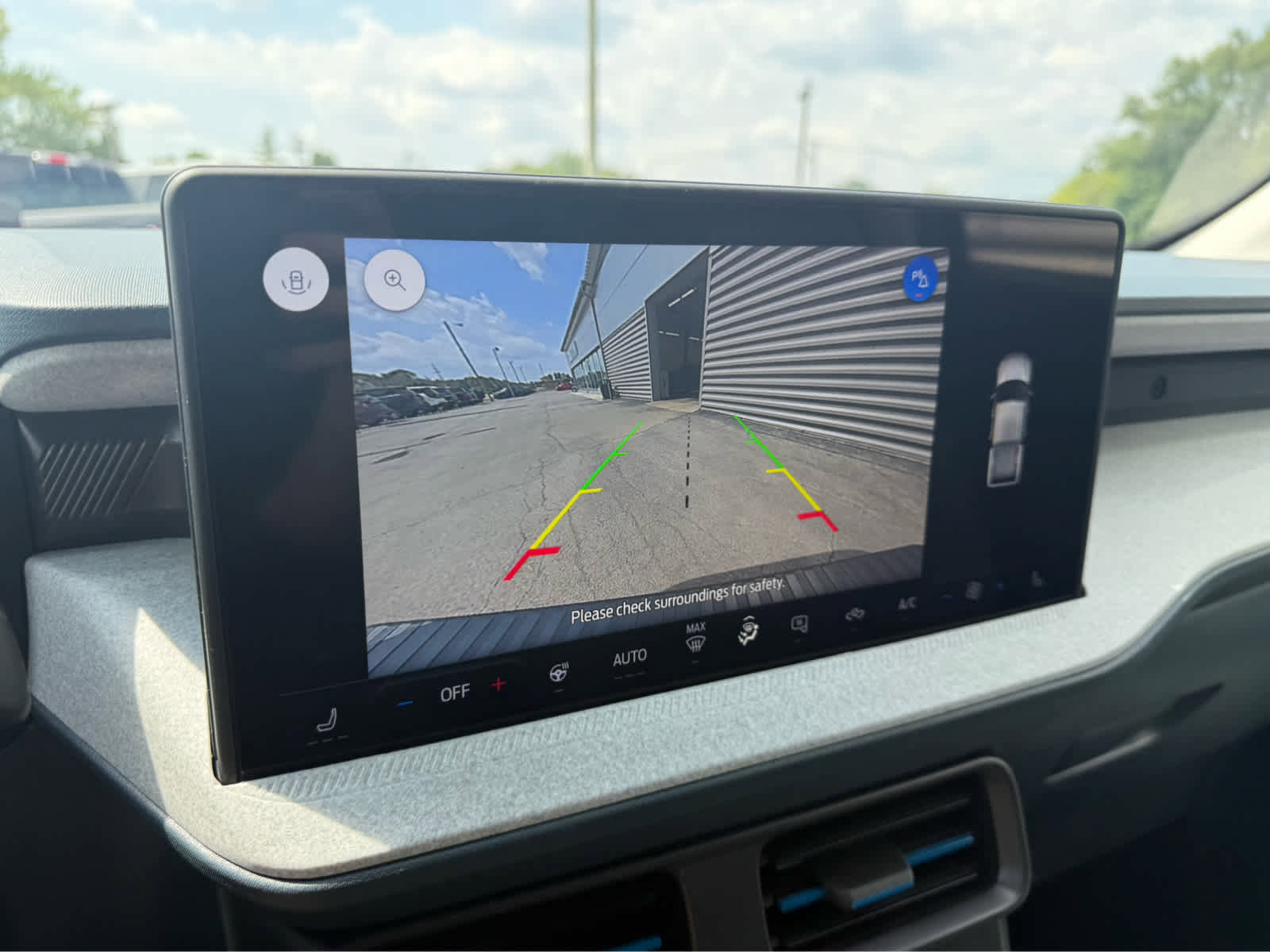 New 2025 Ford Maverick XLT w/ XLT Luxury Package image 20