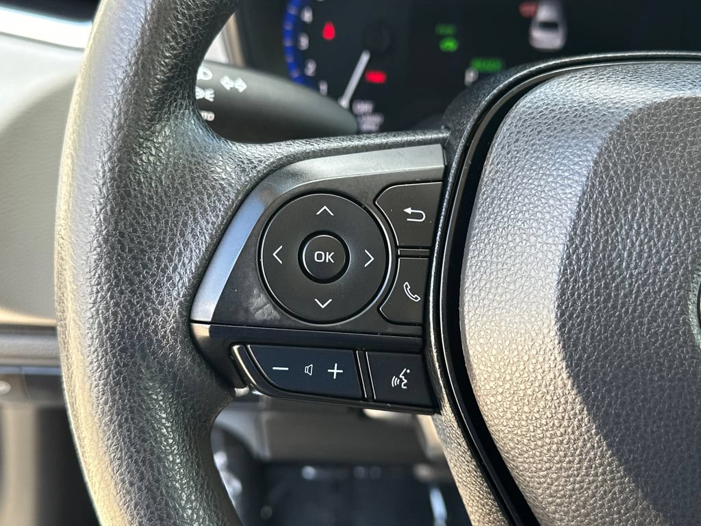 Used 2021 Toyota Corolla LE FWD image 20