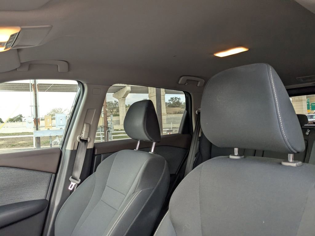 Used 2023 Nissan Rogue S image 22
