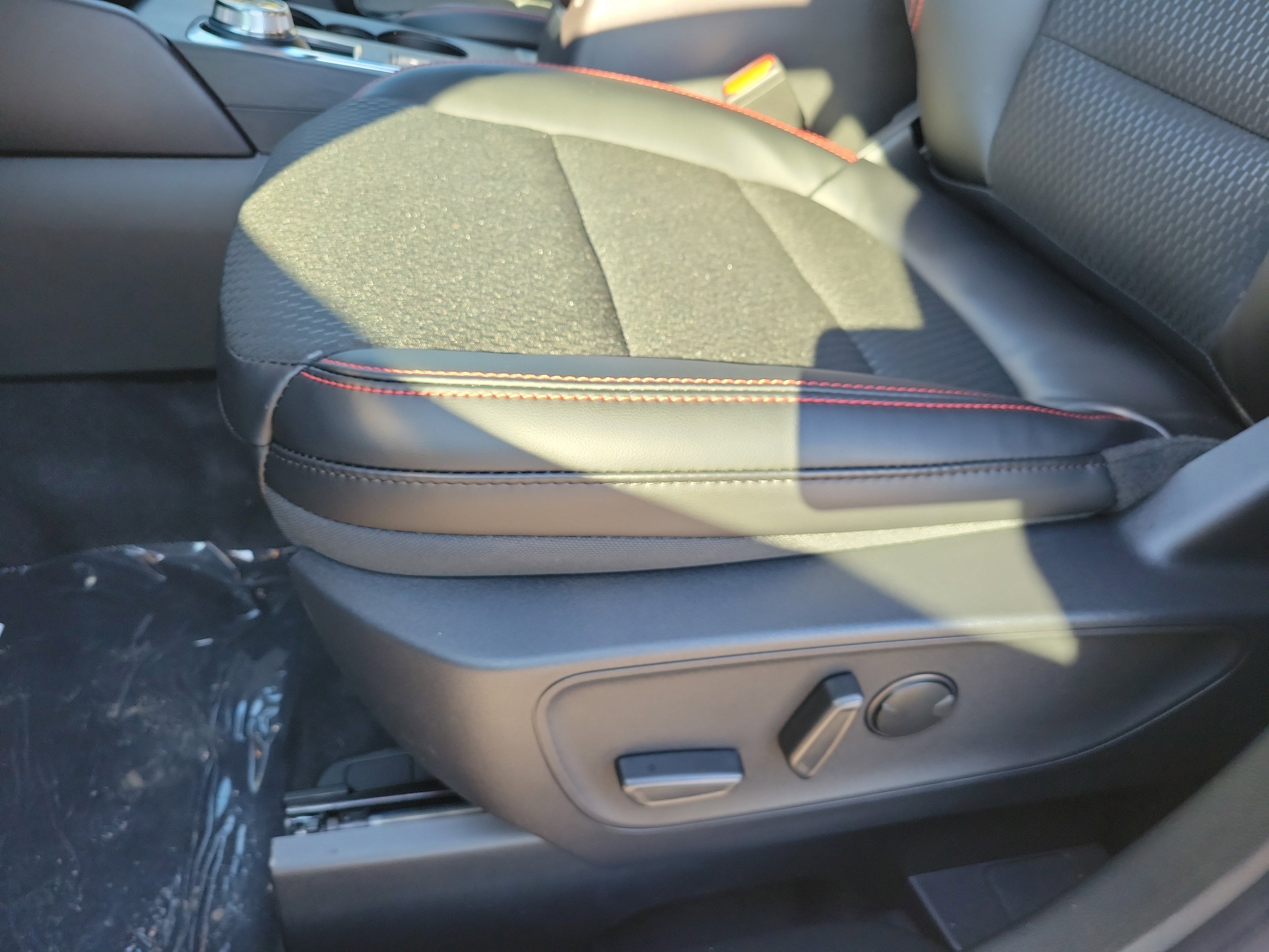 New 2026 Ford Escape ST-Line w/ Tech Pack #1 image 14