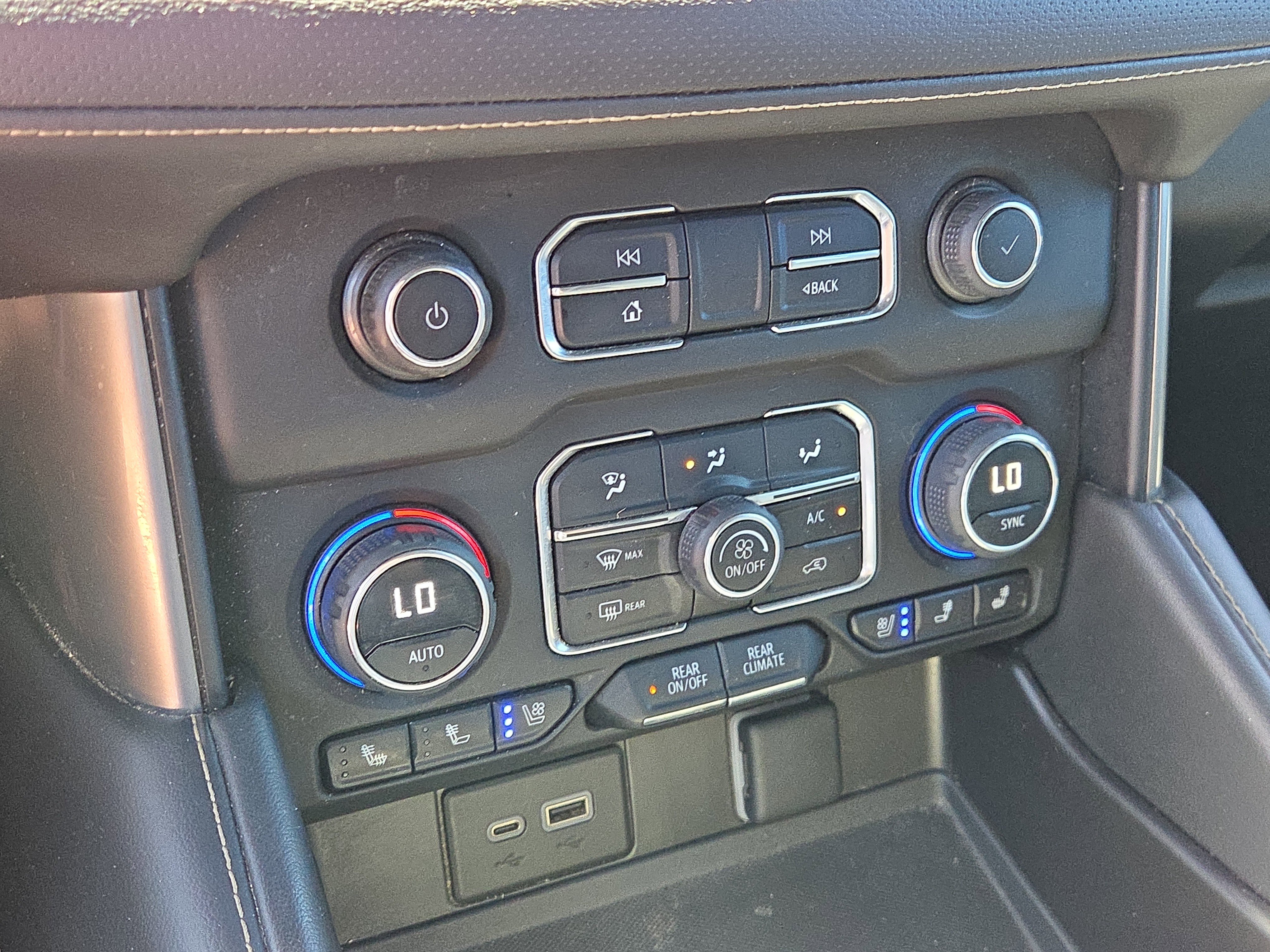 Used 2023 Chevrolet Tahoe Premier RWD image 27