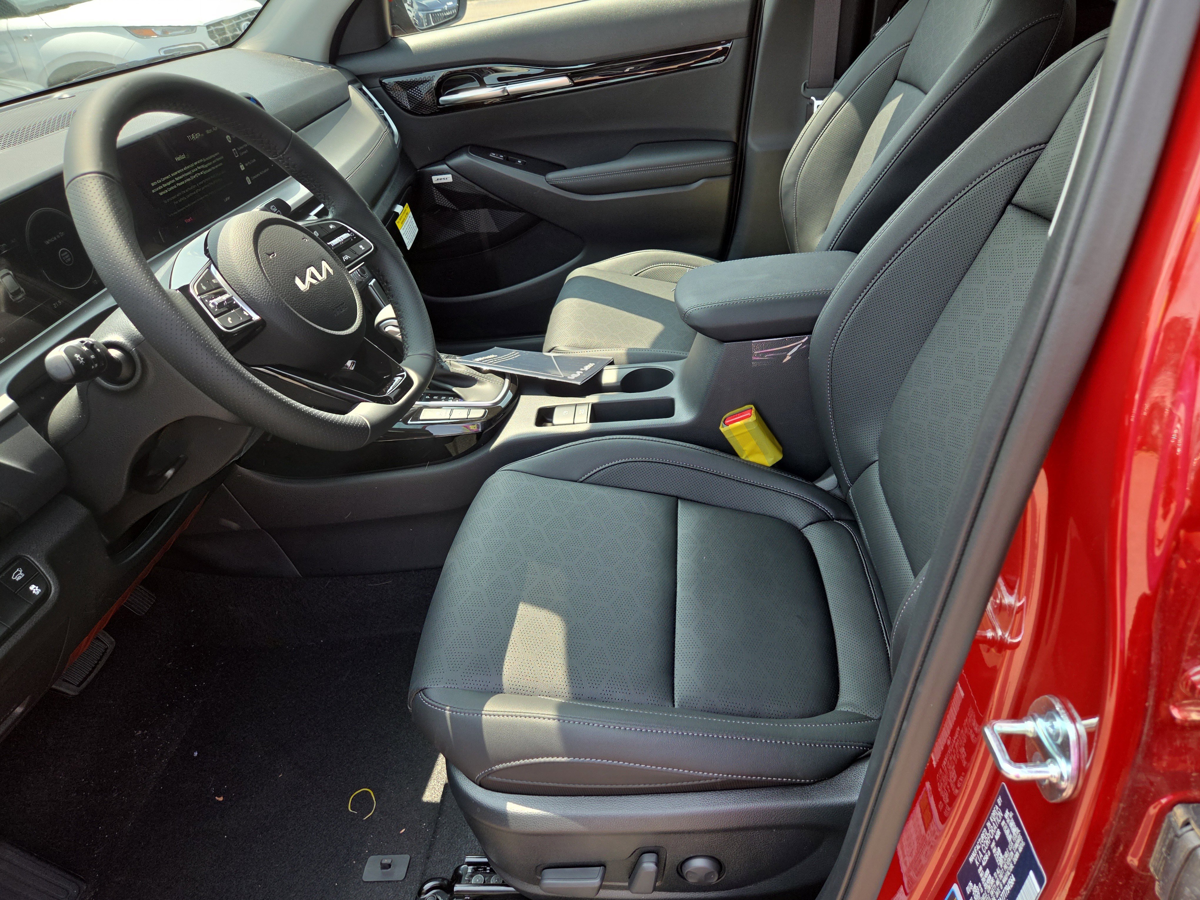New 2026 Kia Seltos SX AWD/4WD image 4