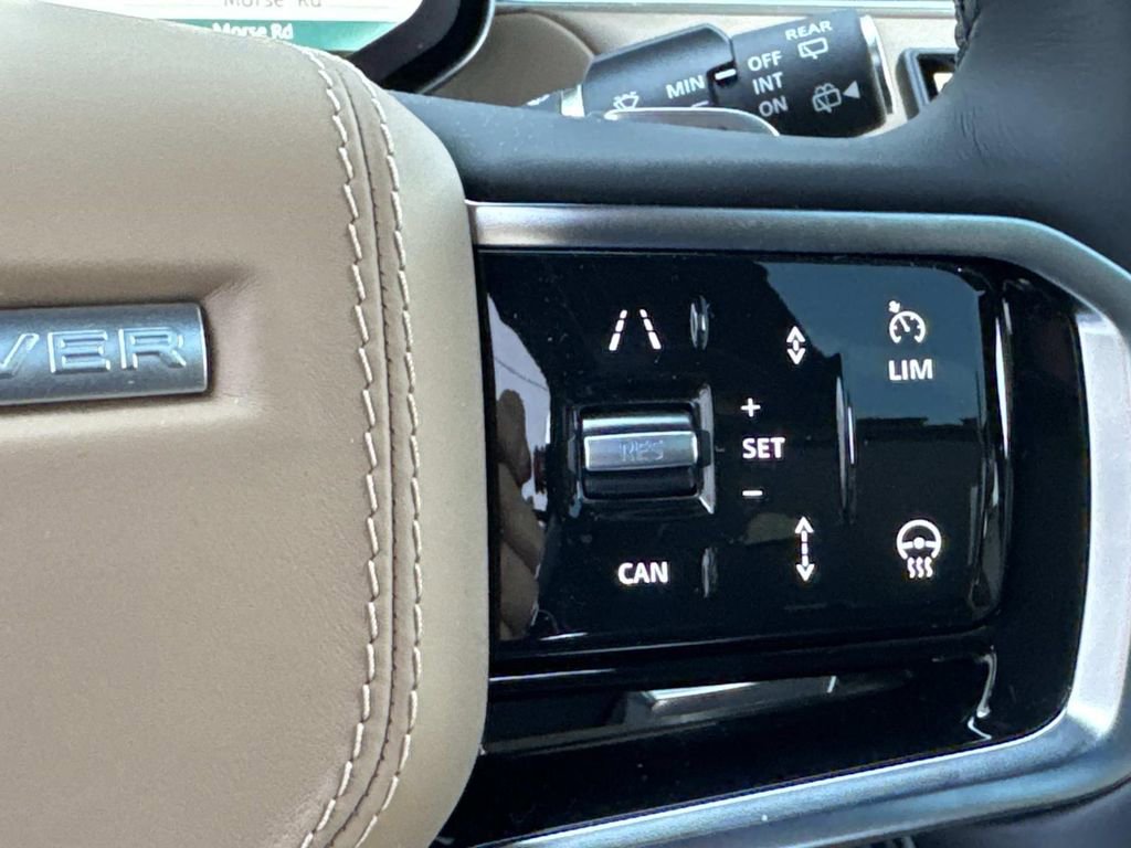 New 2026 Land Rover Range Rover Sport SE AWD/4WD image 30