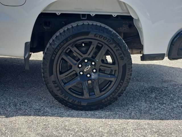 Certified 2024 Chevrolet Silverado 1500 LT Trail Boss w/ Convenience Package II AWD/4WD image 29