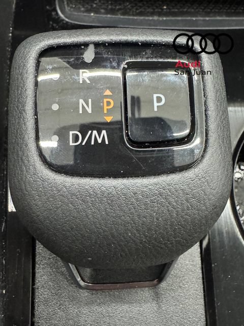 Used 2024 Nissan Rogue SV w/ SV Premium Package FWD image 21