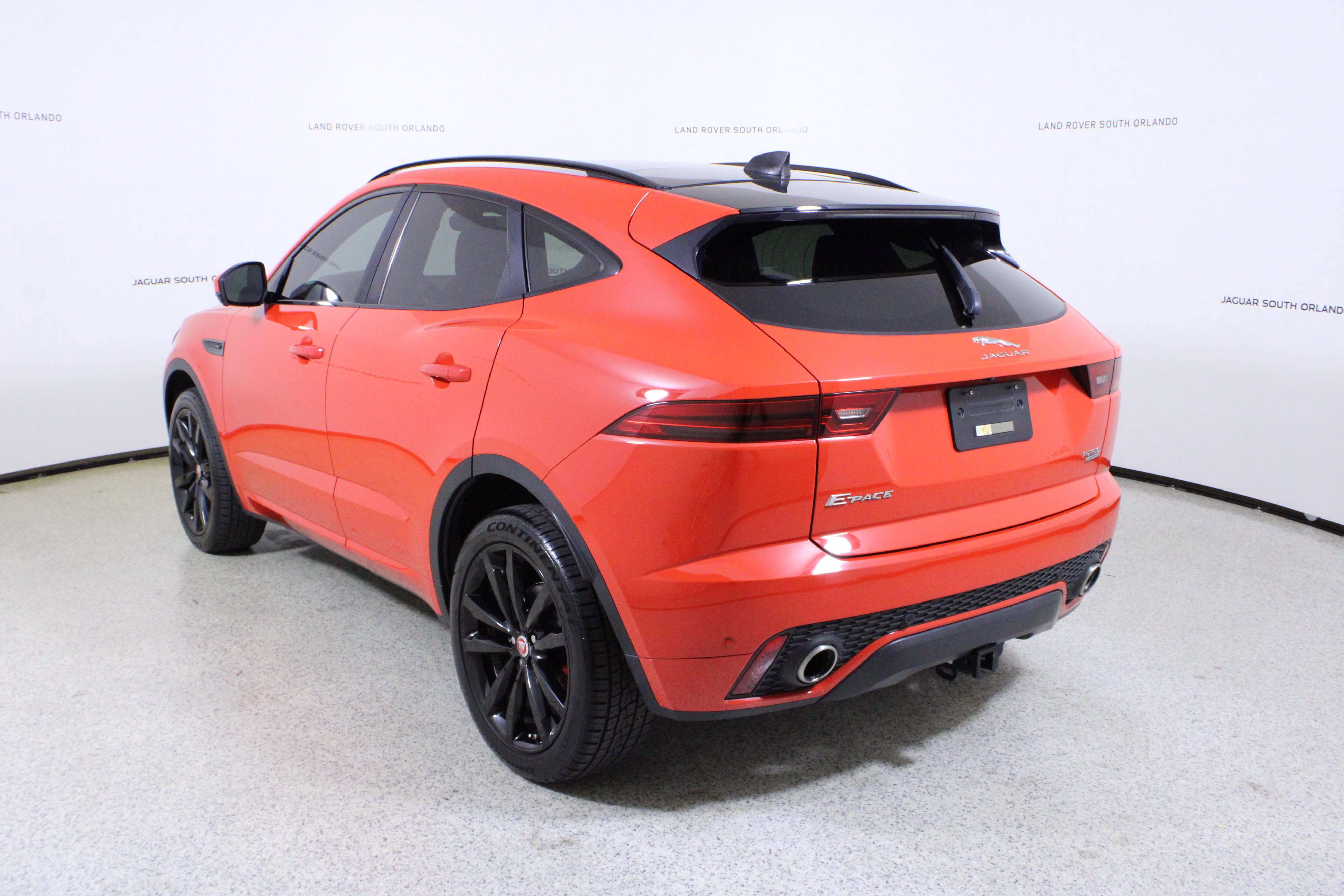 Used 2020 Jaguar E-PACE Checkered Flag image 5