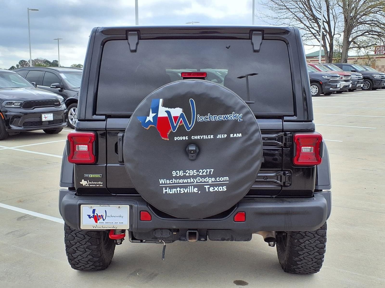 Used 2022 Jeep Wrangler Unlimited Rubicon w/ Steel Bumper Group image 7