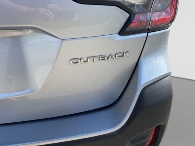 Used 2022 Subaru Outback Premium image 18
