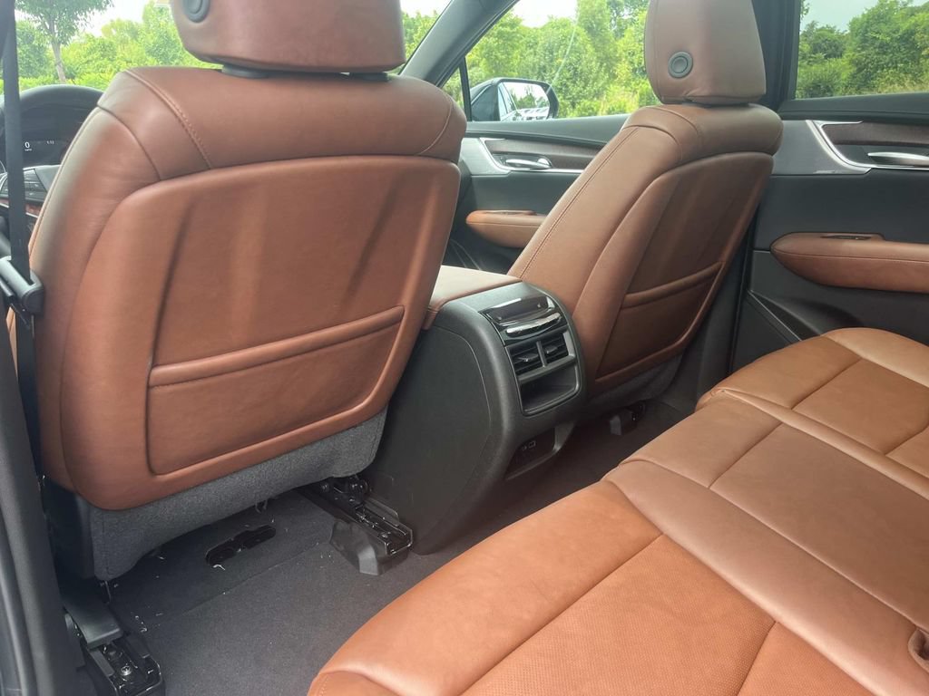 New 2026 Cadillac XT5 Premium Luxury w/ Driver Assist Package AWD/4WD image 17