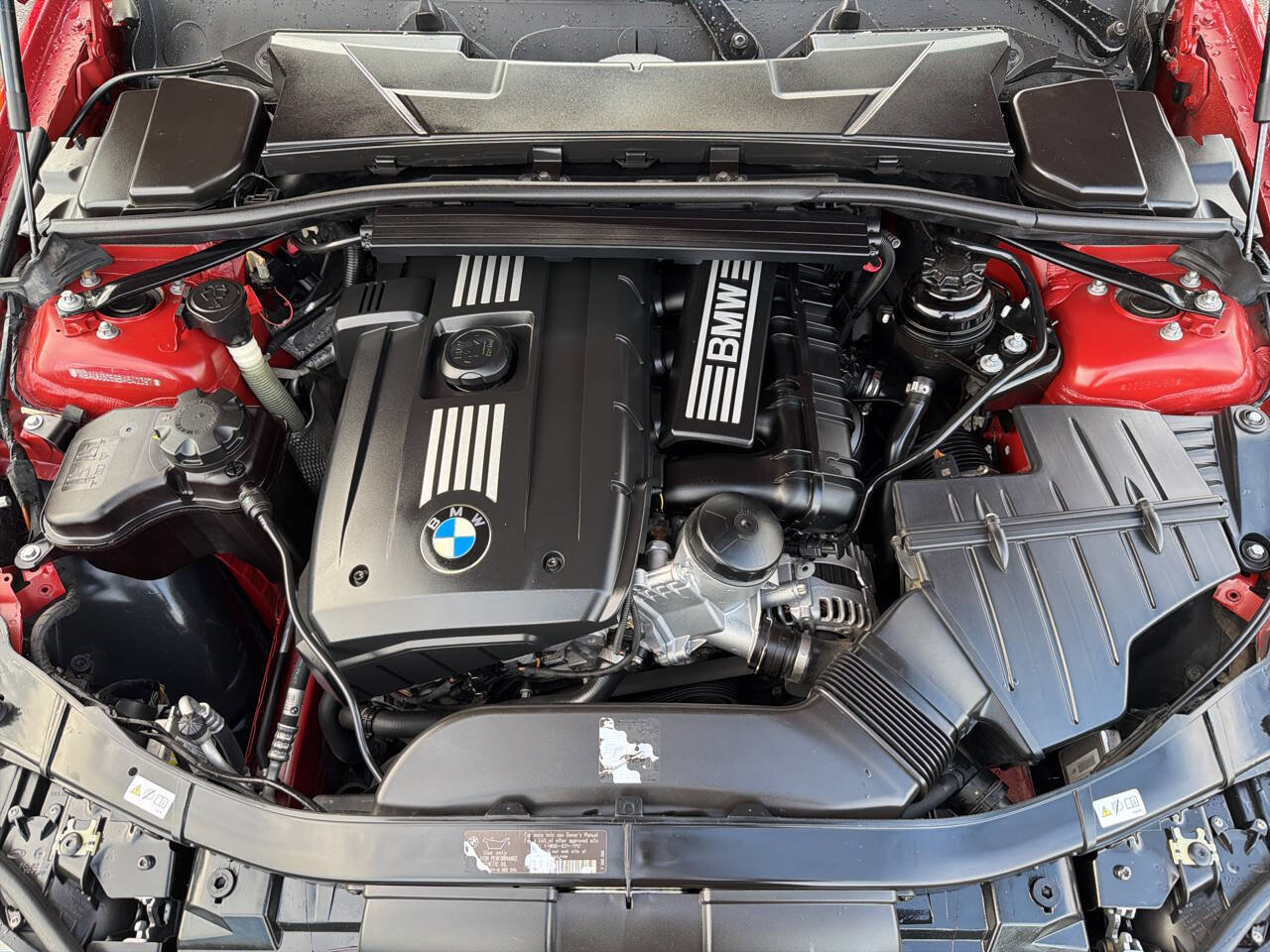 Used 2011 BMW 328i xDrive Wagon image 12