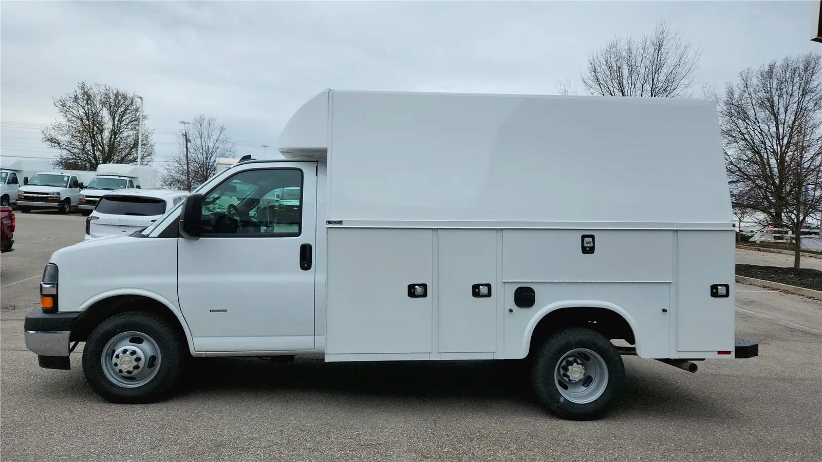 New 2025 Chevrolet Express 3500 w/ Power Convenience Package RWD image 2