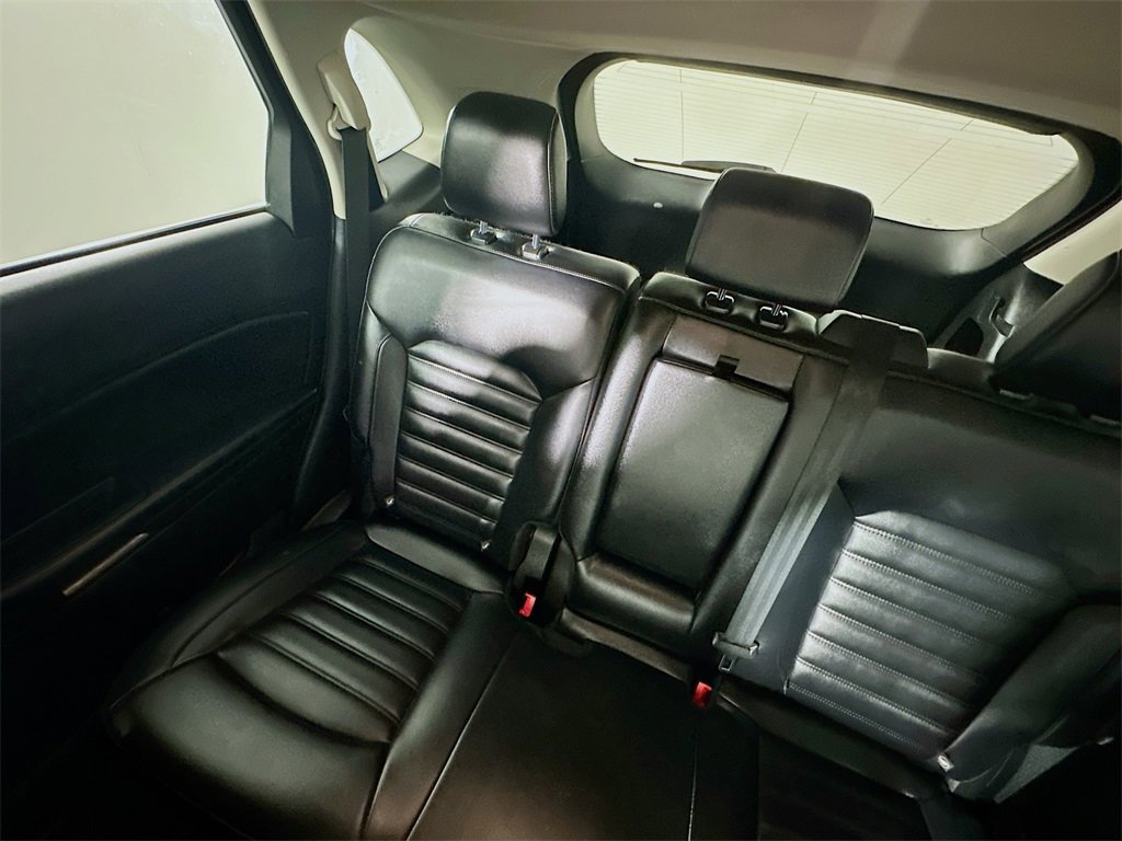 Used 2022 Ford Edge SEL image 12